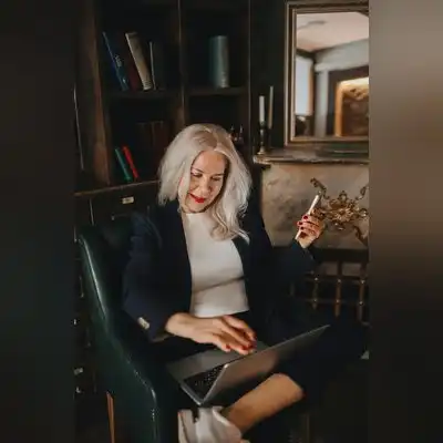 彭娜荻